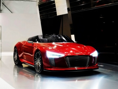 Audi E Tron Spyder 2011