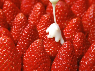 Food Strawberries 2