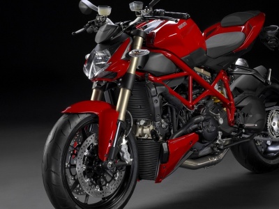 Red Front Motorbikes Ducati Streetfighter Angle