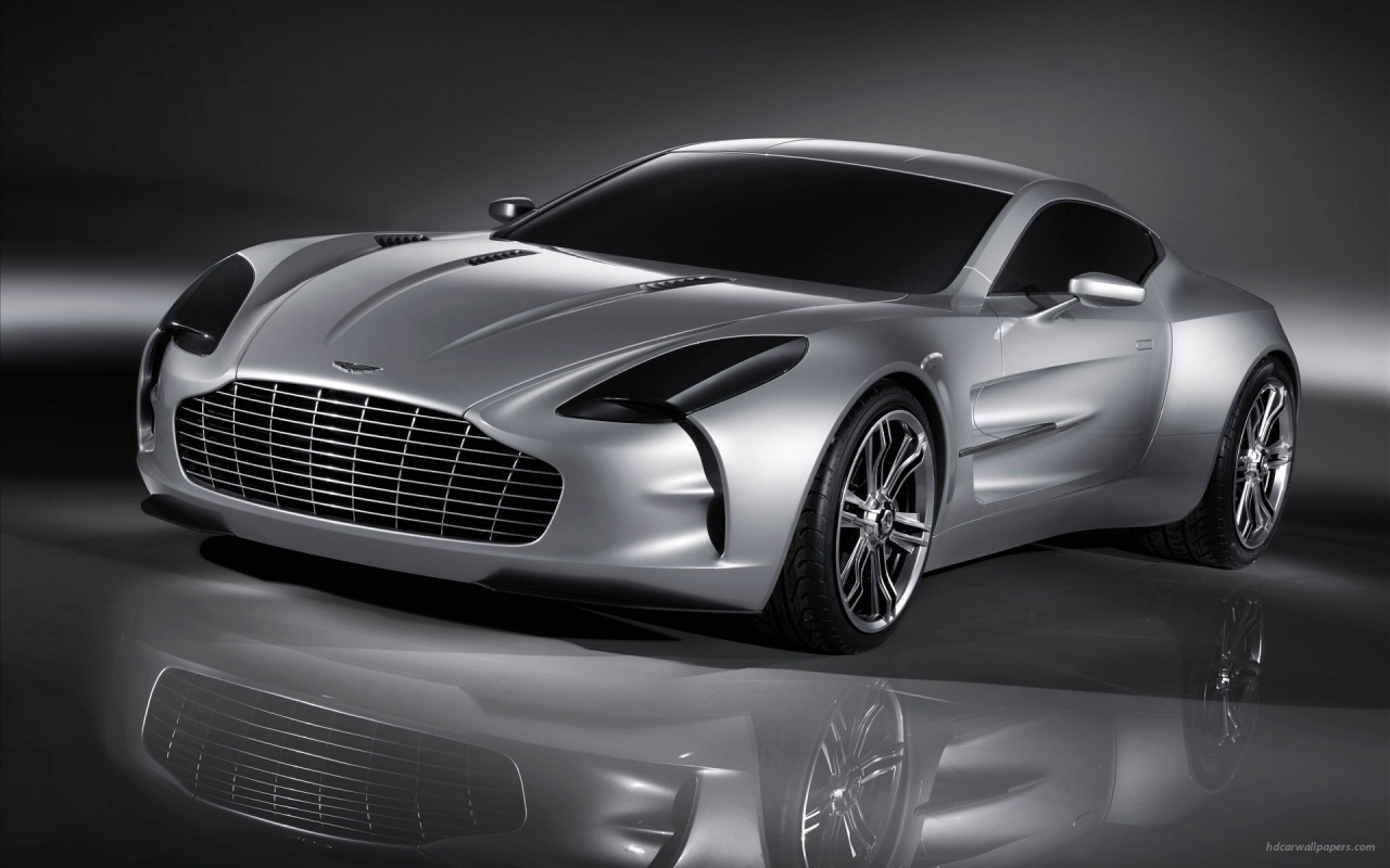 2010 Aston Martin One 77 4