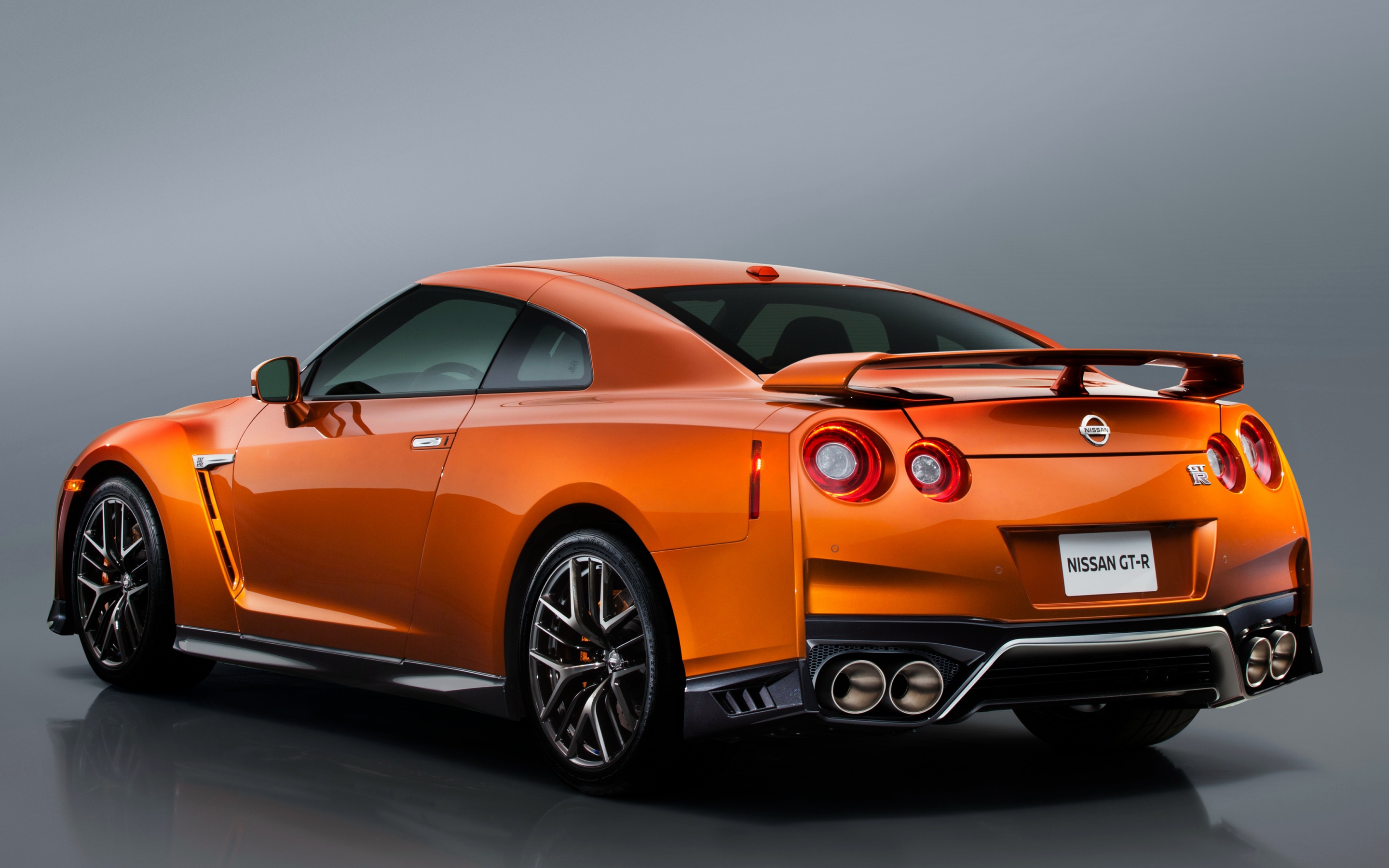 2017 Nissan GT-R