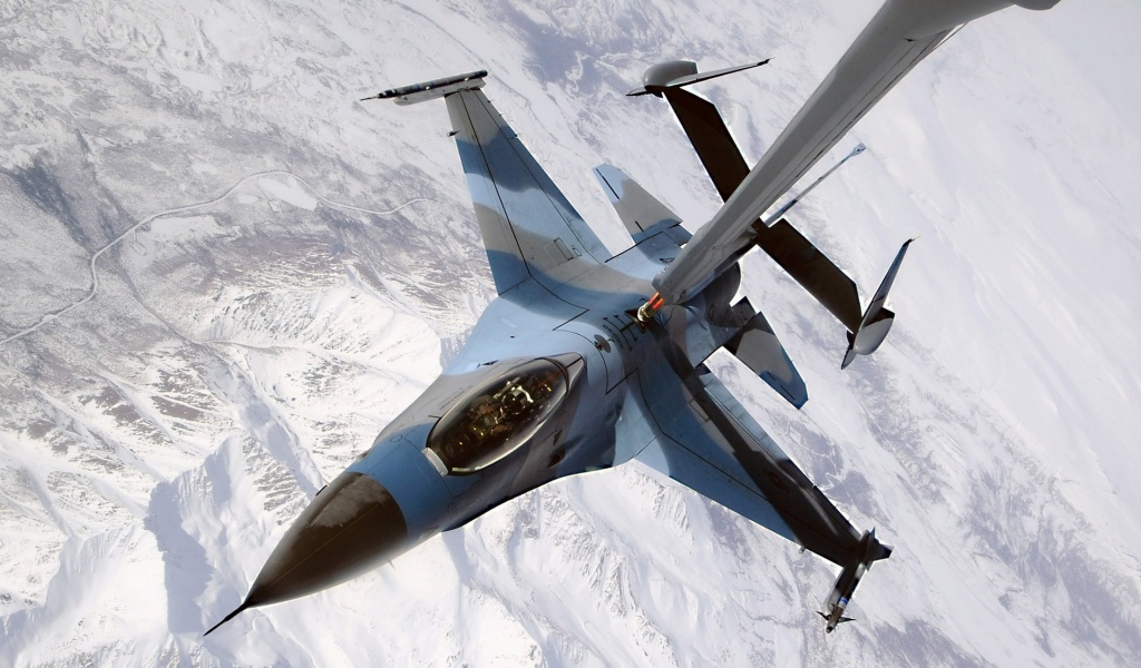 Air Refueling Of Fighter Aircraft