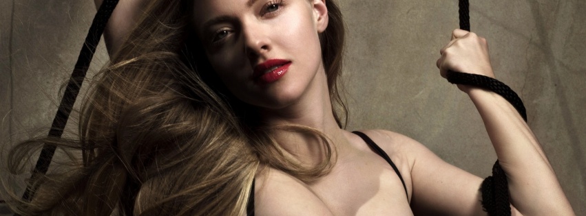 Amanda Seyfried Dress Style Photo Shoot Glamor