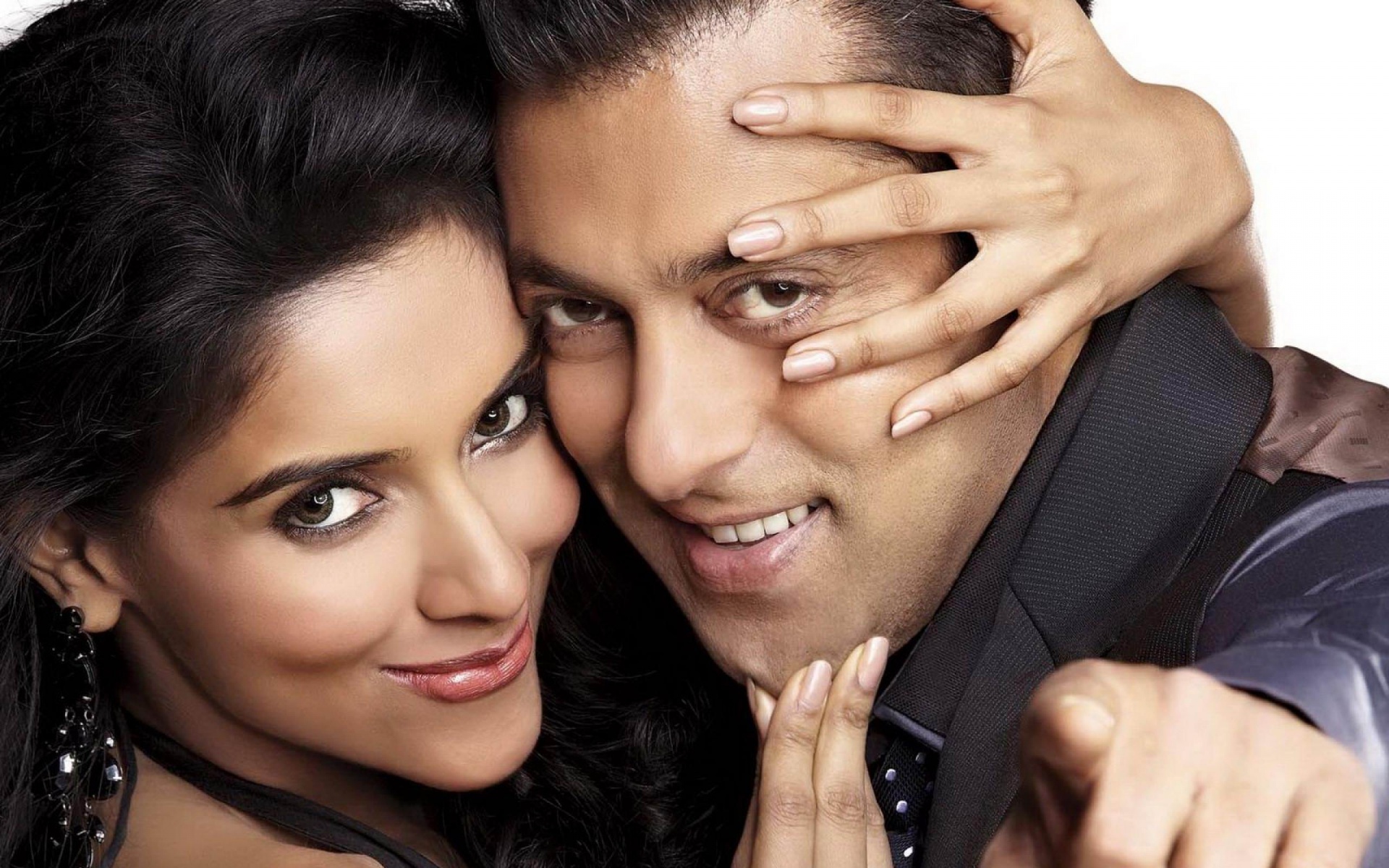 Asin And Salman Khan