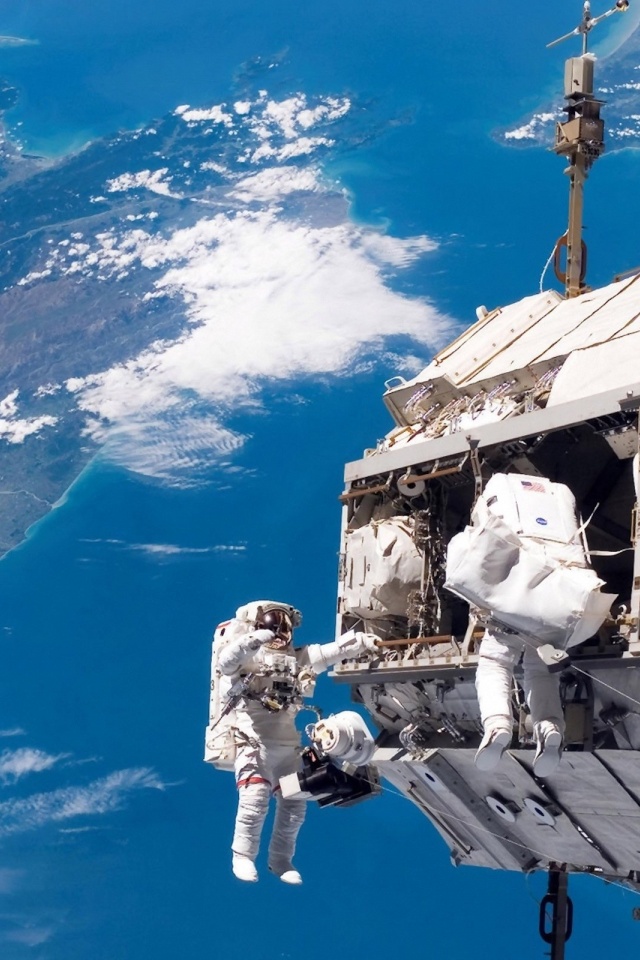 Astronauts Space Station Mir