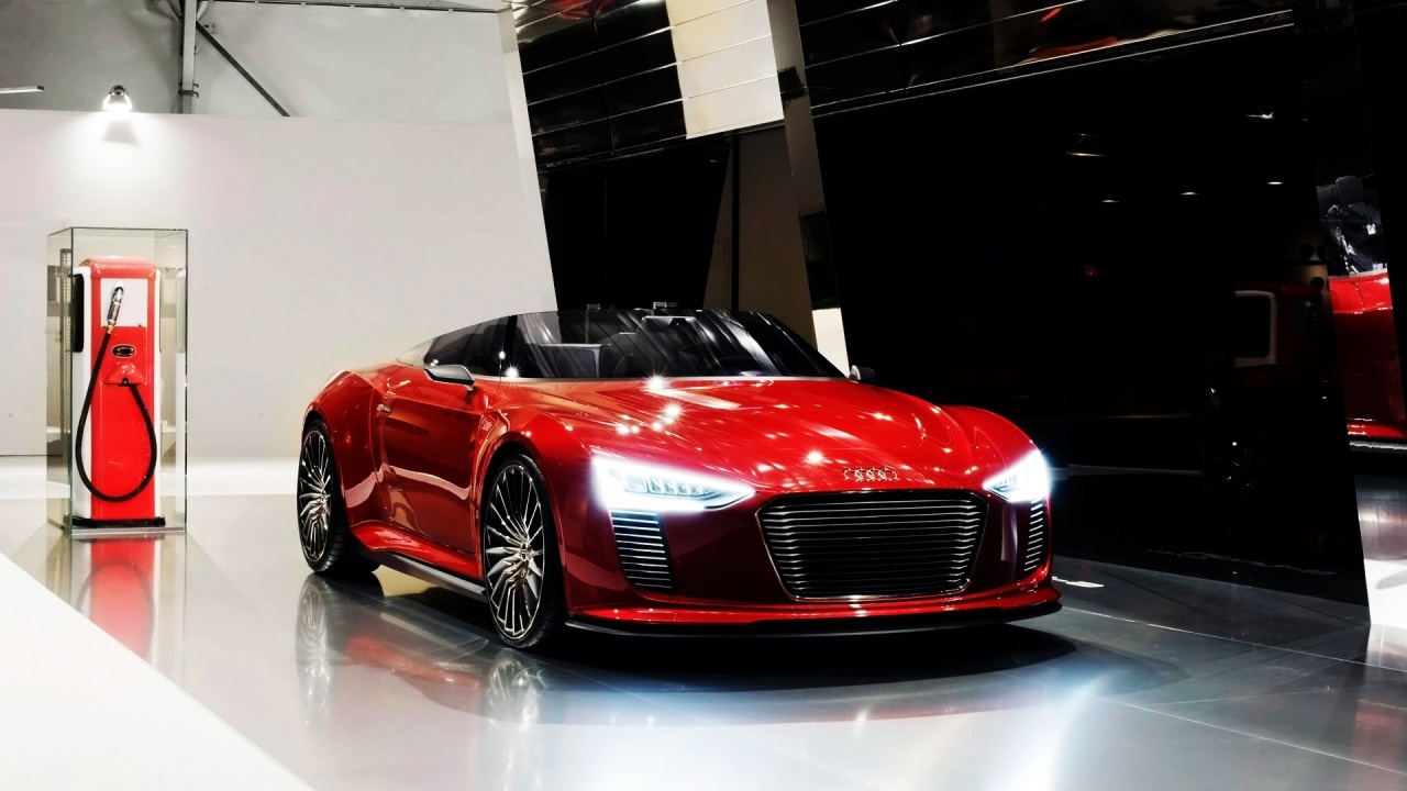 Audi E Tron Spyder 2011