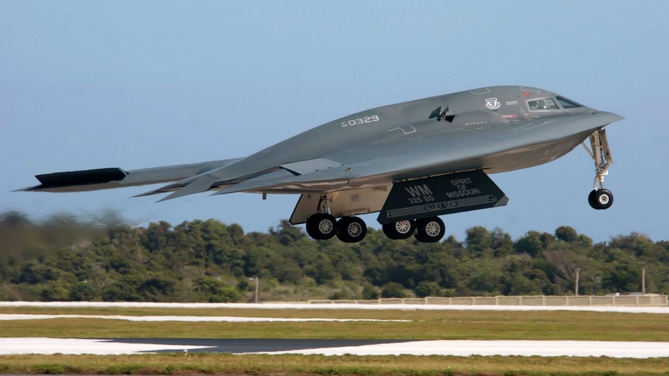 B 2 Stealth Bomber