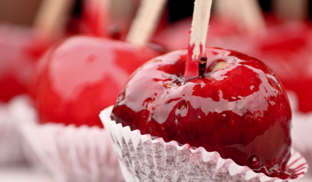 Baked Apples With Syrup