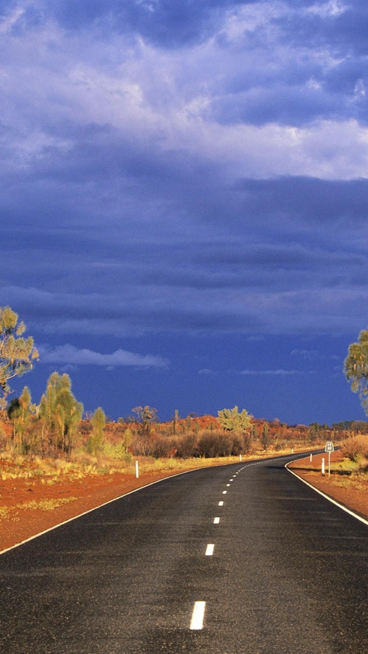 Beautiful Scenery La Lasseter Highway State Route Australia World