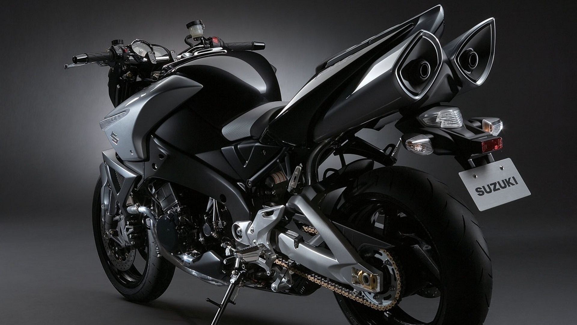 Black Silver Suzuki Moto Motorbikes