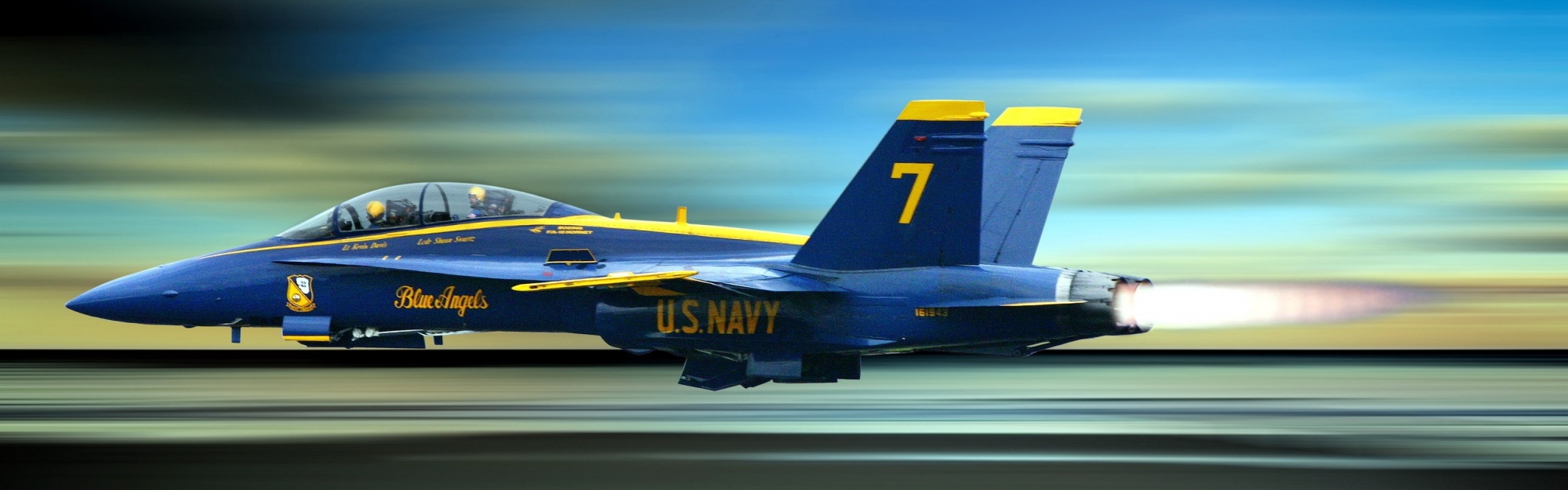 Blue Angels The High Speed Flying Fighter