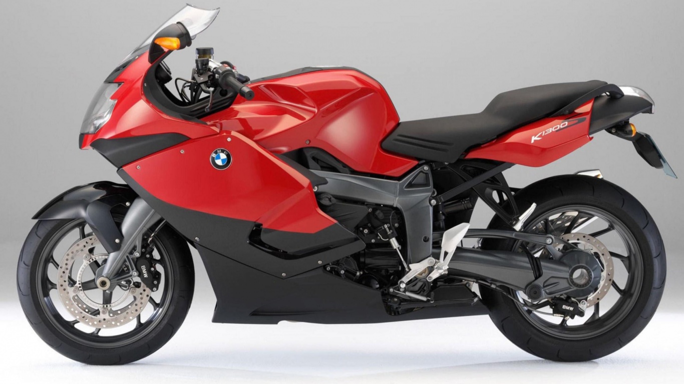 BMW K1300S Superbike