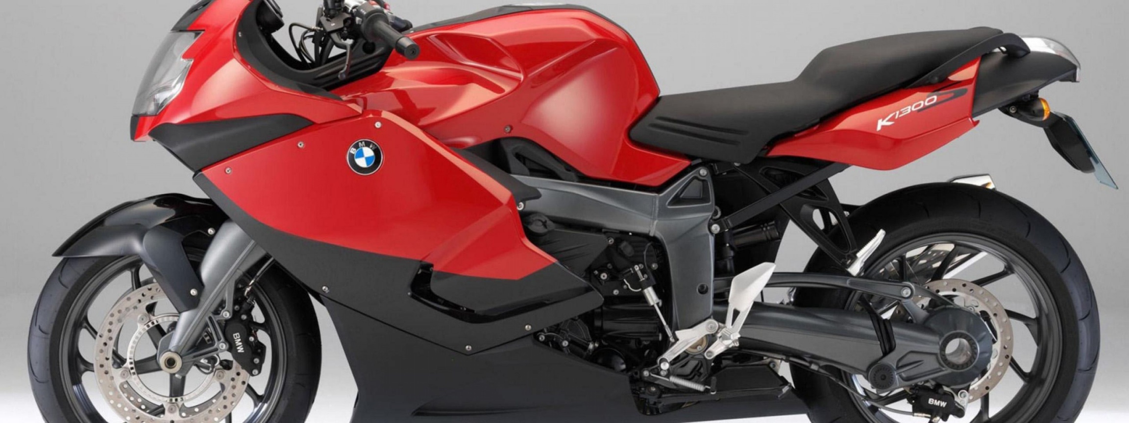 BMW K1300S Superbike