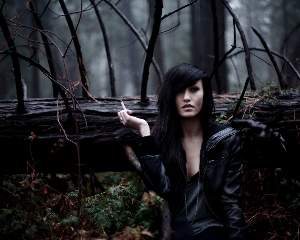 Brunettes Women Forest Jackets Piercings Lauren Black Clothes Taylor Mccutchan