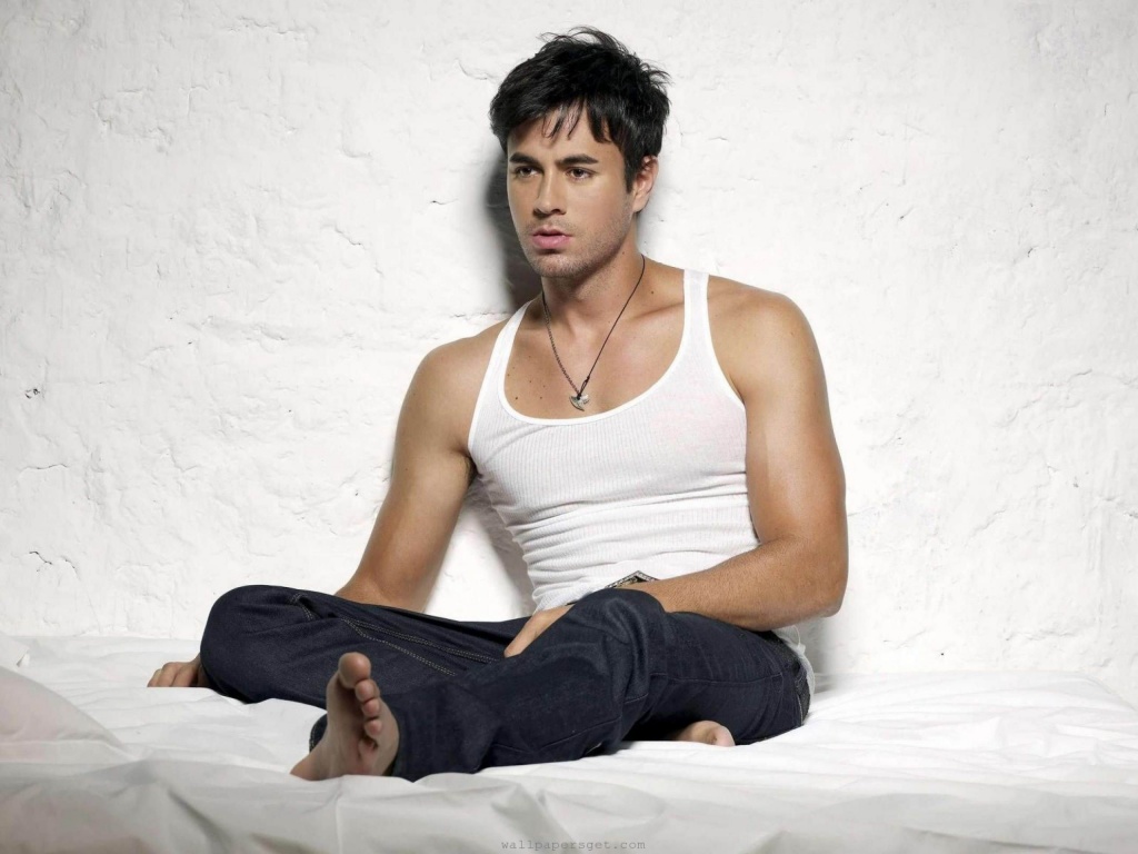 Celebrity Enrique Iglesias Wallpaper Muisc Man