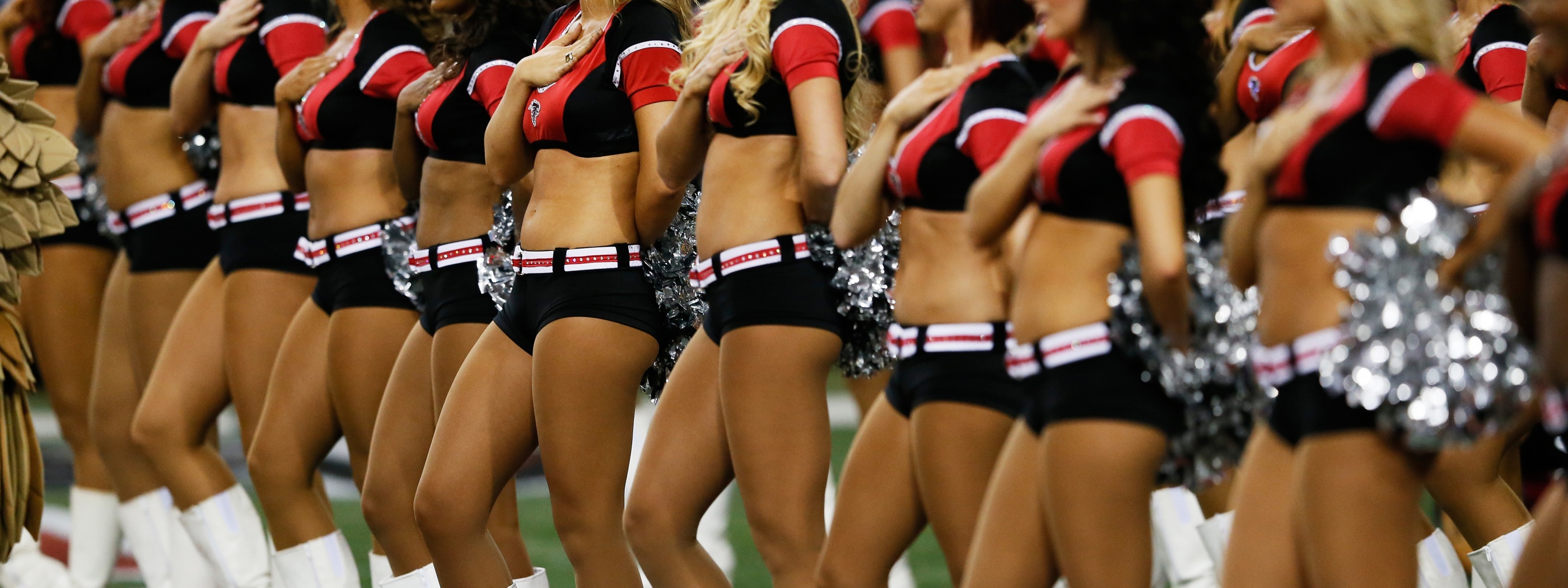 Cheerleaders - NFL