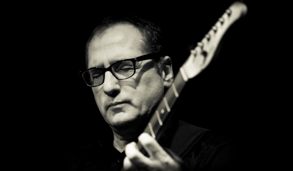 Chuck Loeb Face Glasses Guitar Play