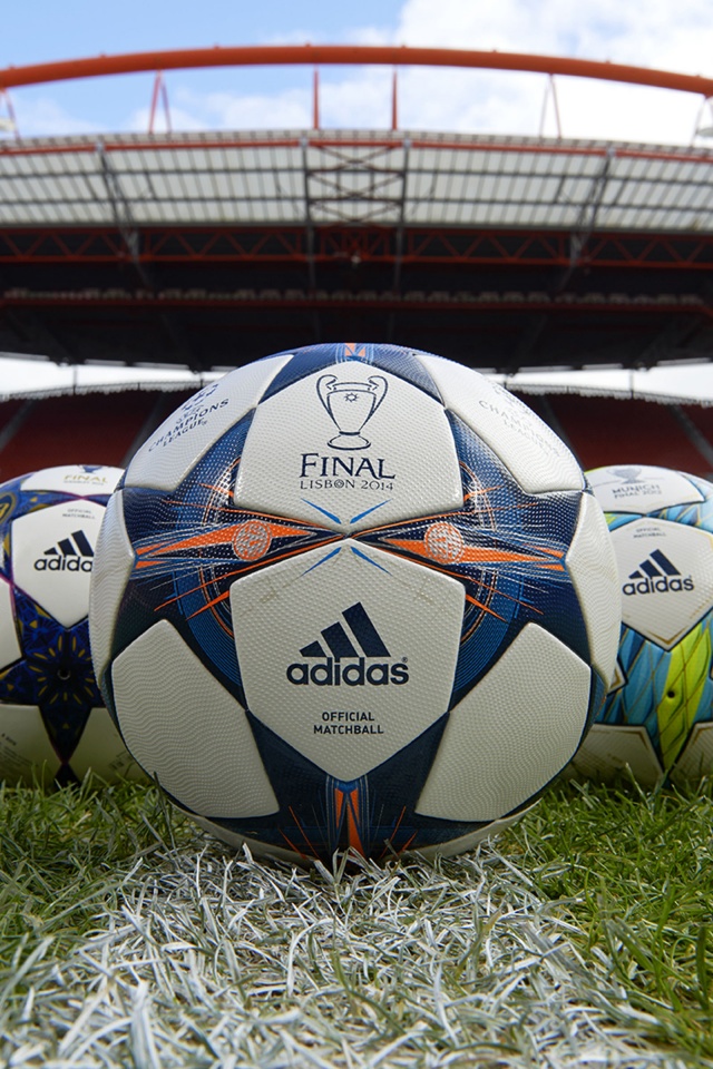 CL 2014 Lisbon Official Match Ball