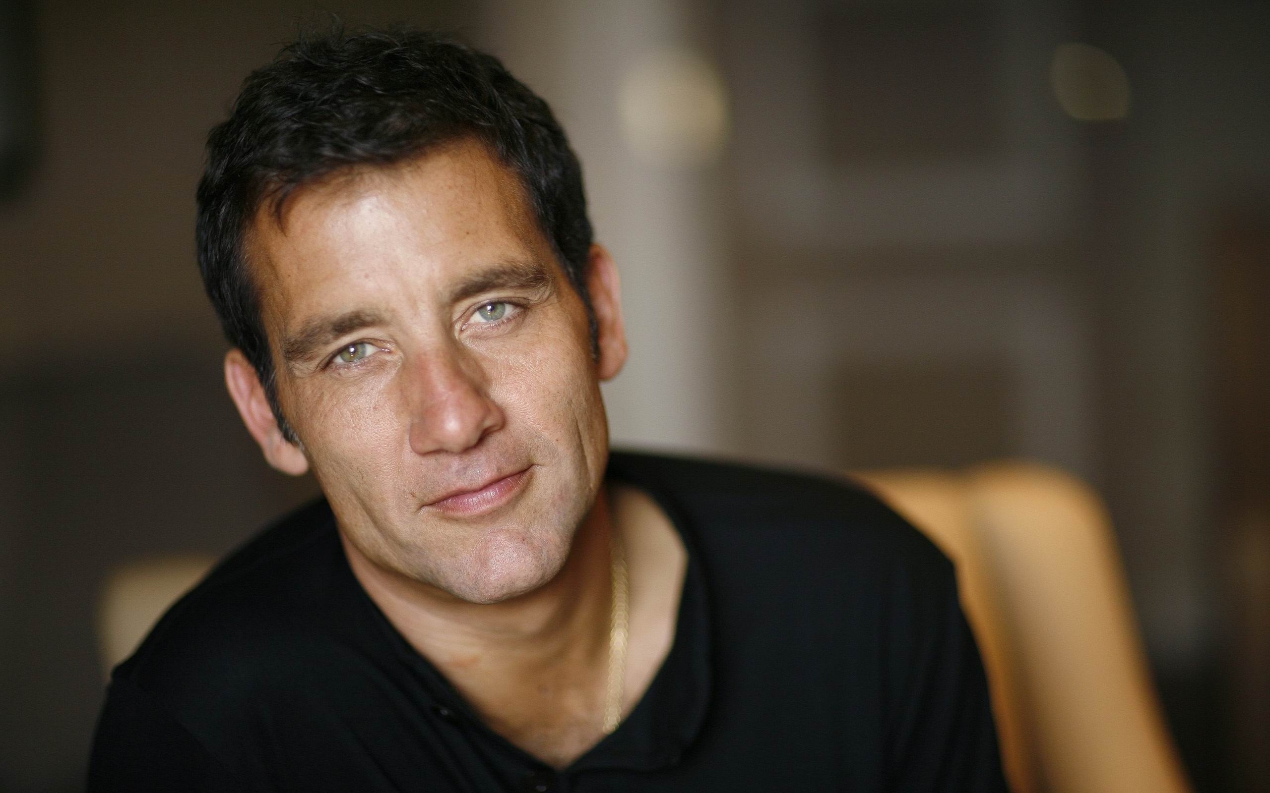 Clive Owen Celebrities Wallpapers