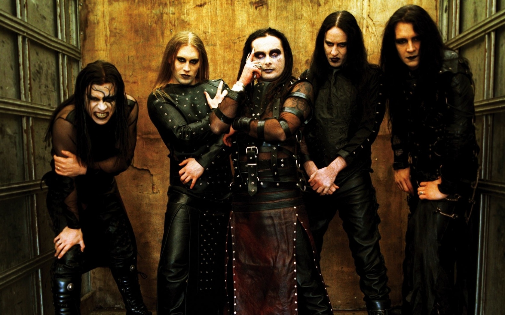 Cradle Of Filth Band Rockers Eyes