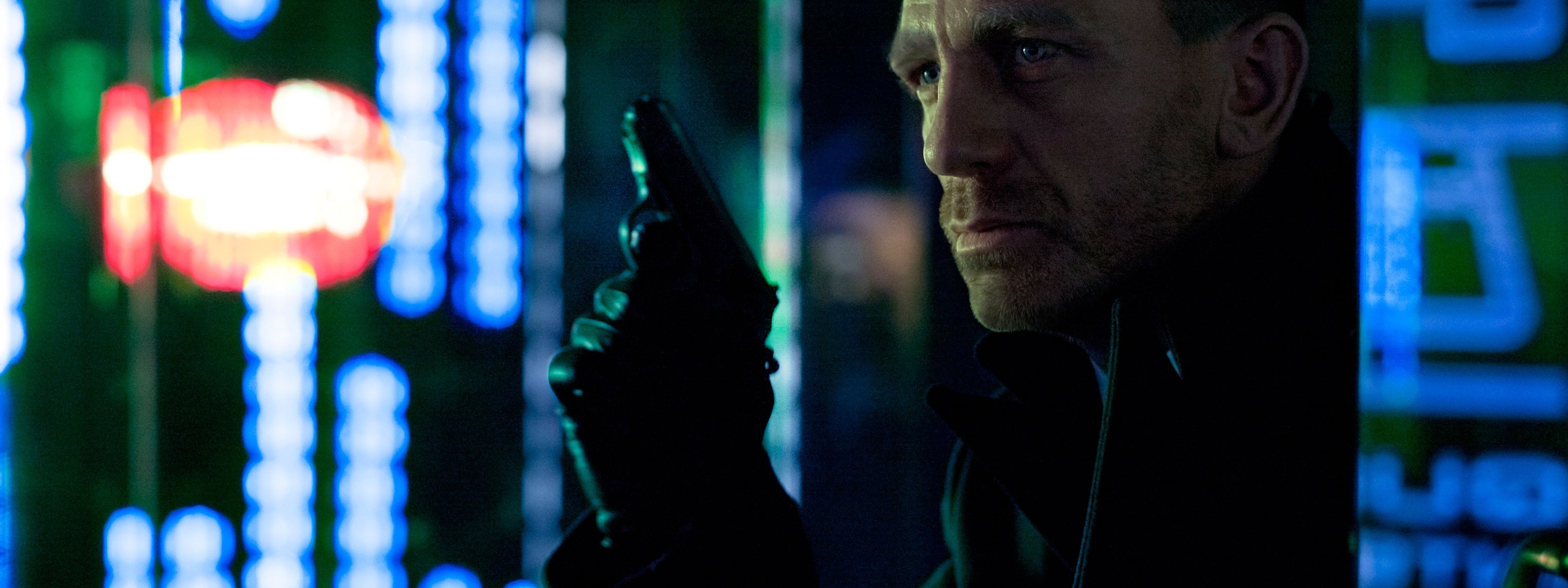 Daniel Craig In Skyfall