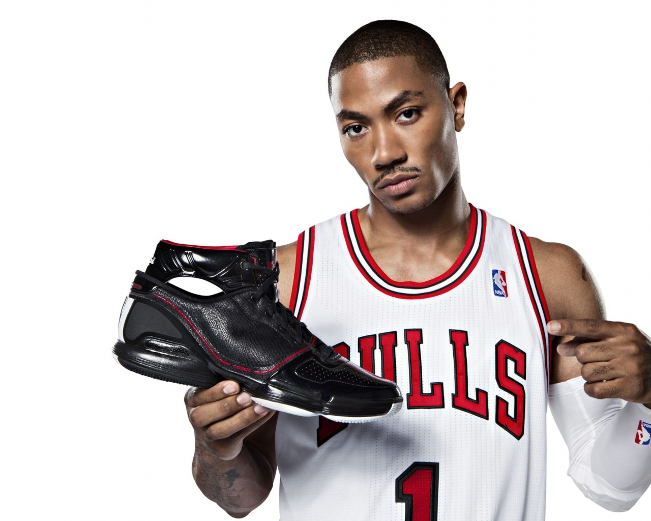 Derrick Rose Adidas Shoes