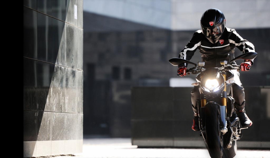 Ducati Motorbikes Ducati Streetfighter