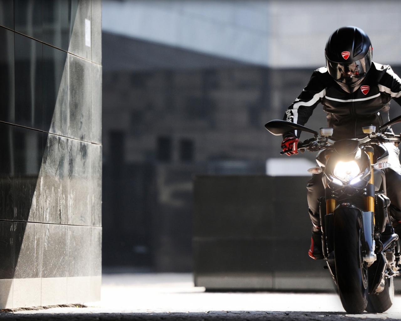 Ducati Motorbikes Ducati Streetfighter