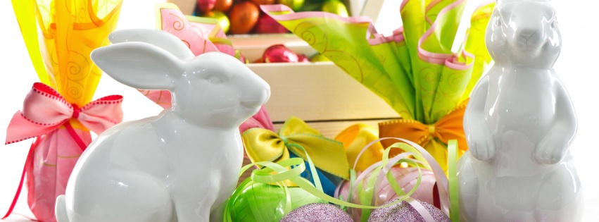 Easter With Bunny Decor And Eggs