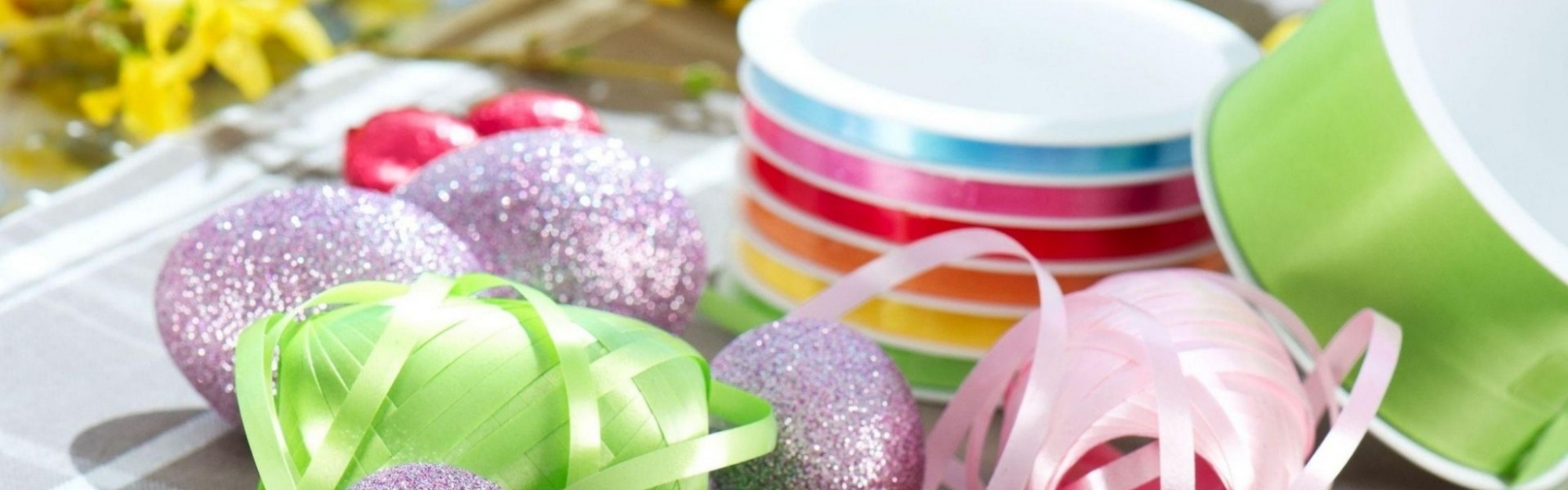 Eggs Easter Ribbons Table Foil Holiday