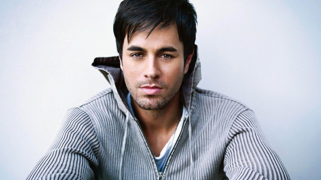 Enrique Iglesias Singer