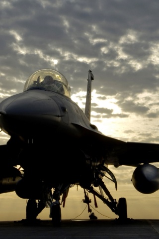 F16 Fighting Falcon