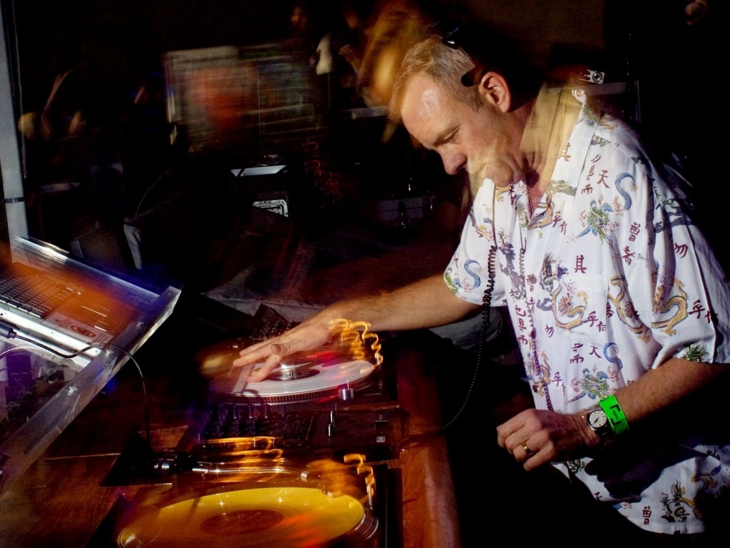 Fatboy Slim Dj Graphics Play Show