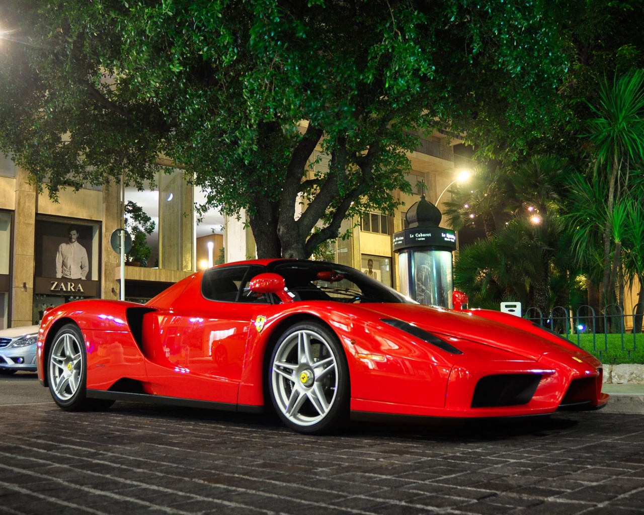 Ferrari Enzo