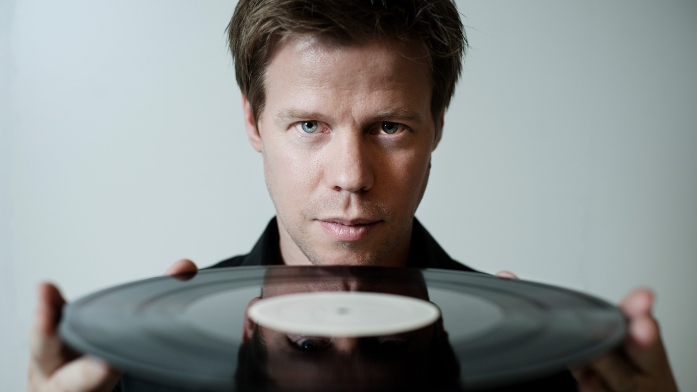 Ferry Corsten