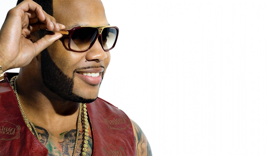 Flo Rida Glasses Smile Watches Chain