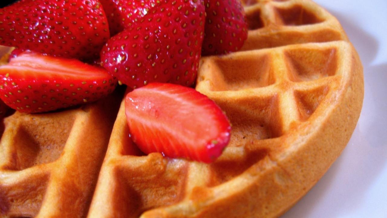 Food Waffles Strawberries