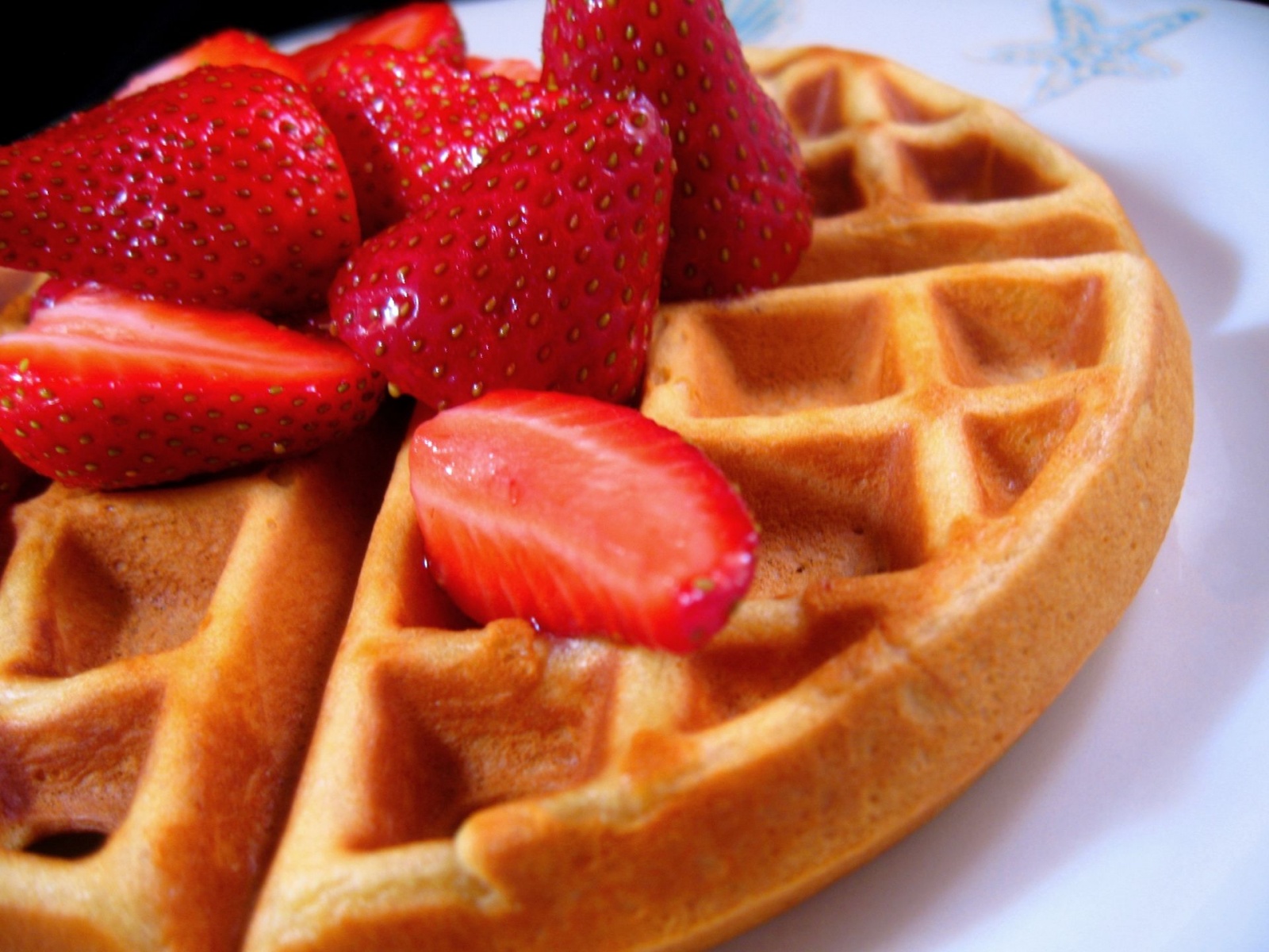 Food Waffles Strawberries