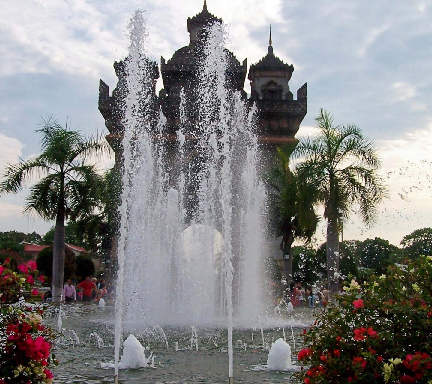 Fountain In Front Of The Victory Gate Vientiane Prefecture Laos