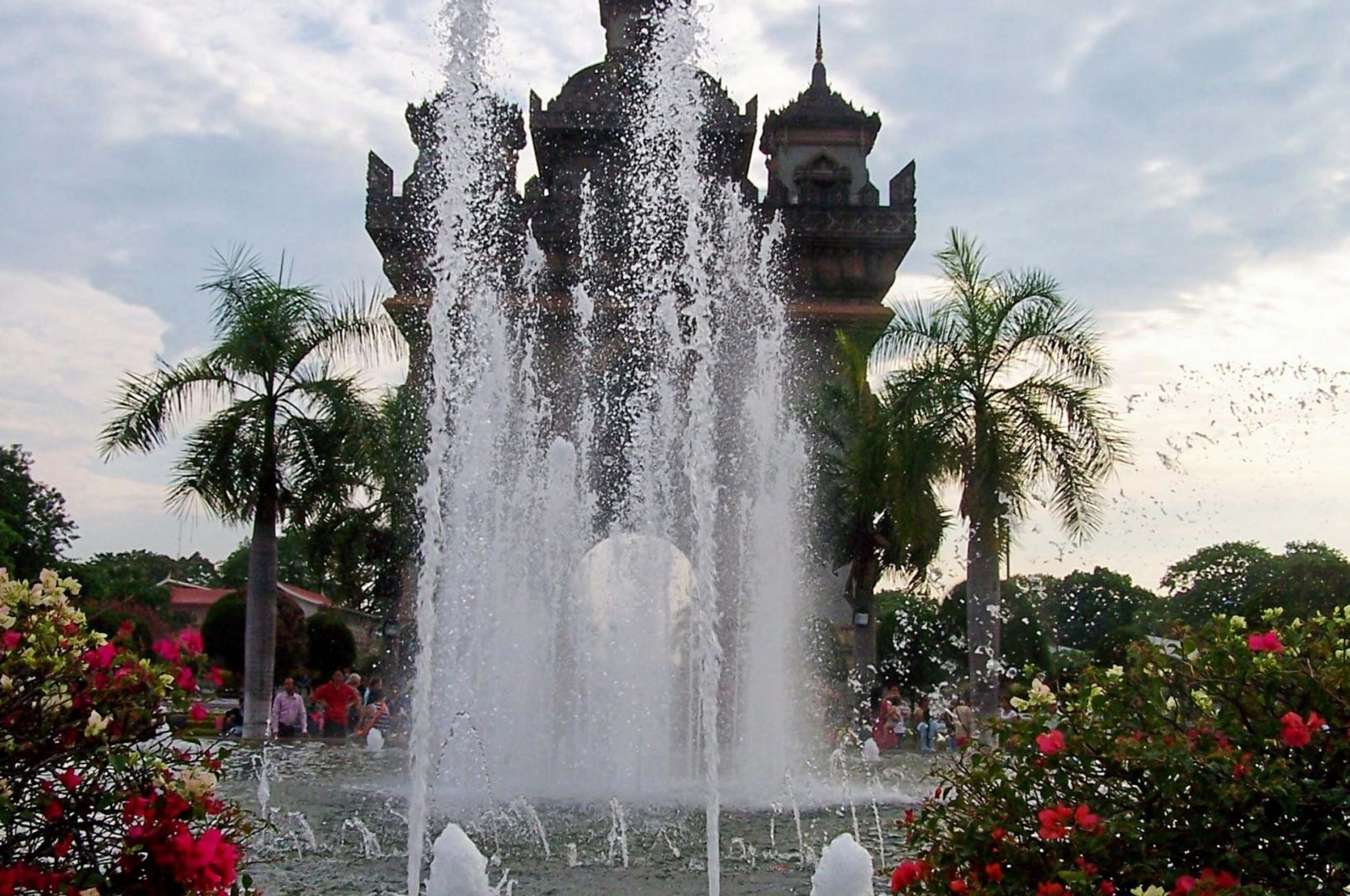 Fountain In Front Of The Victory Gate Vientiane Prefecture Laos