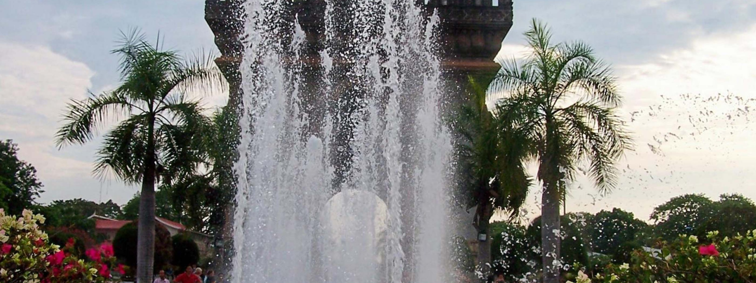 Fountain In Front Of The Victory Gate Vientiane Prefecture Laos