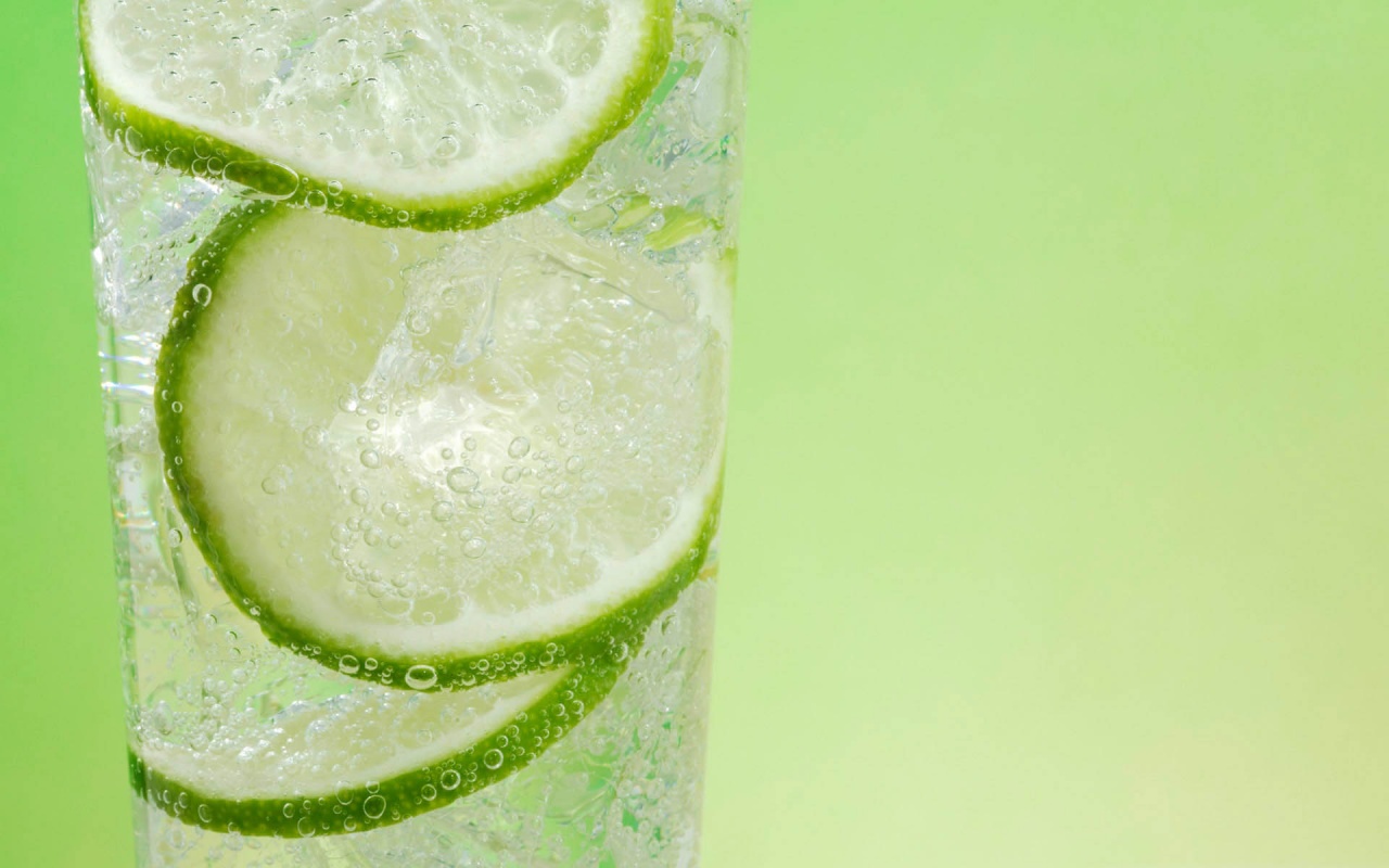 Fresh Lemonade With Lime