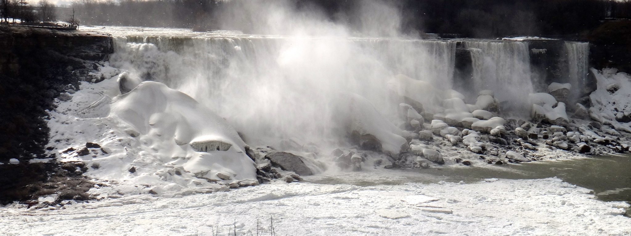 Frozen Niagara Falls