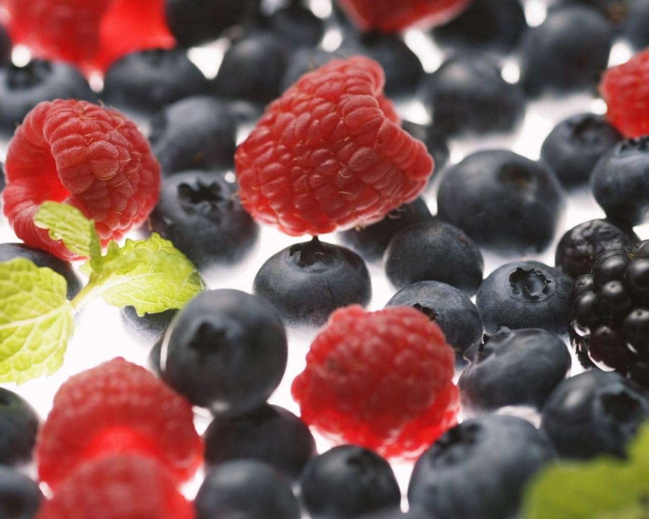 Fruits Food Raspberries Blueberries