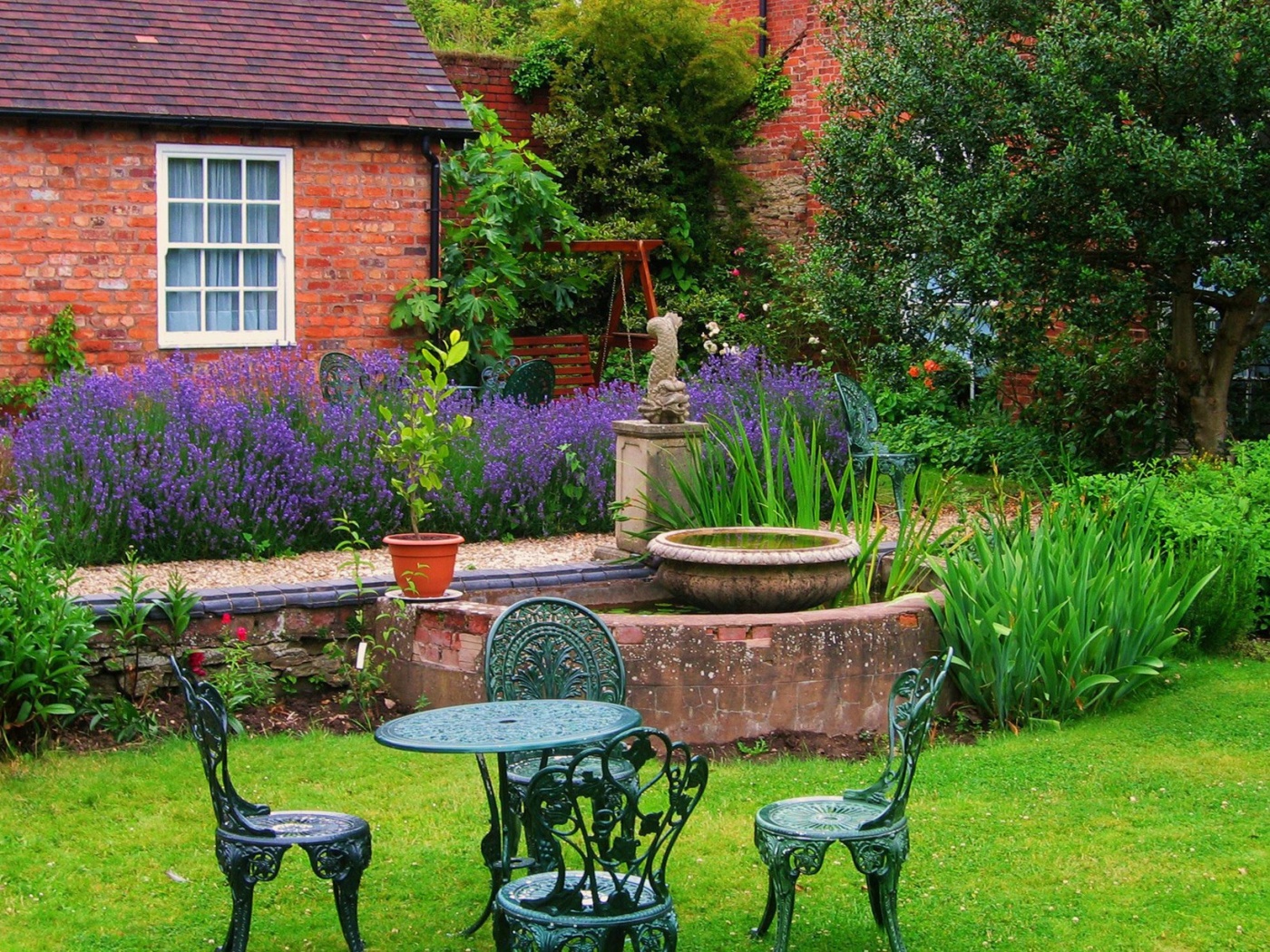 Garden At Dinham Hall Ludlow Shropshire