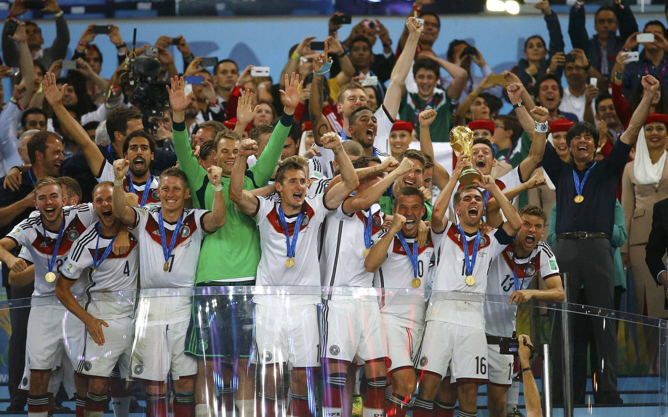 German Players Celebrate Title Of WC