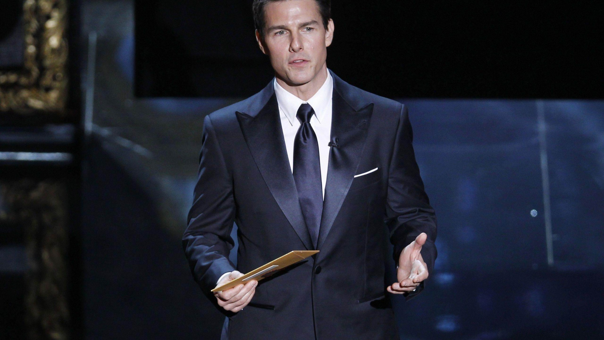 Giorgio Armani World Famous Brand Fashion Suits Men Tom Cruise