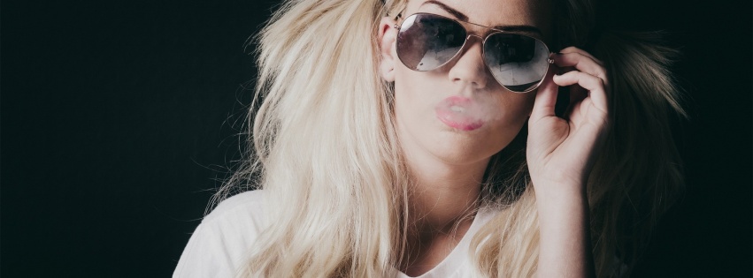 Girl Blonde Smoke Smoking Sunglasses Look Teenager