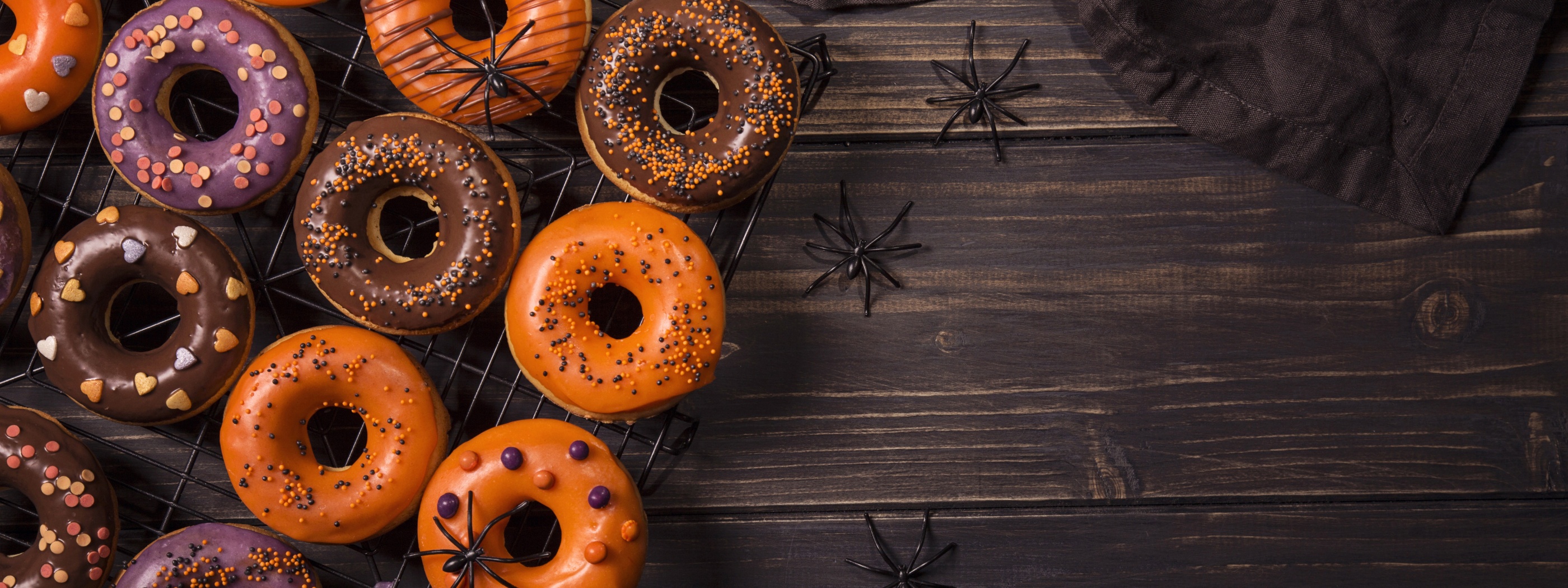 Halloween Donuts Spiders