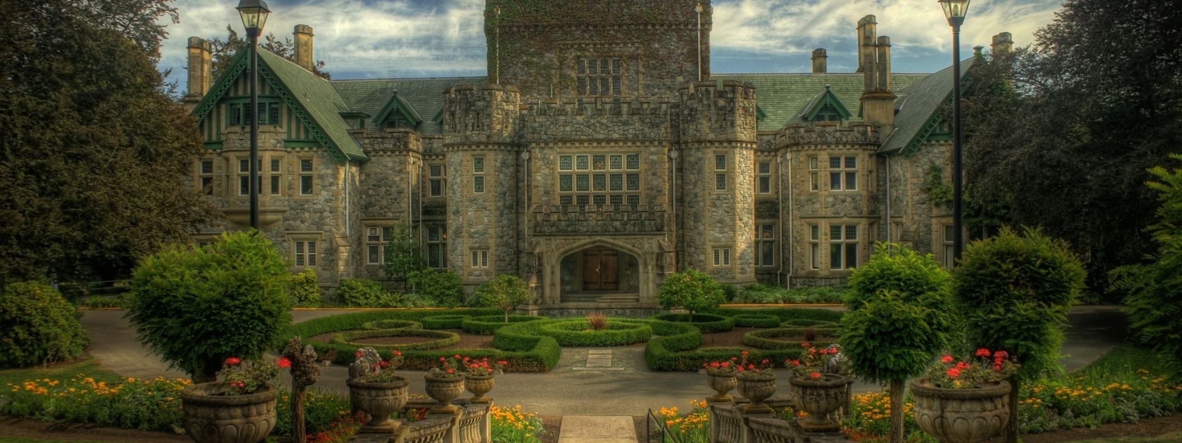 Hatley Castle Canada